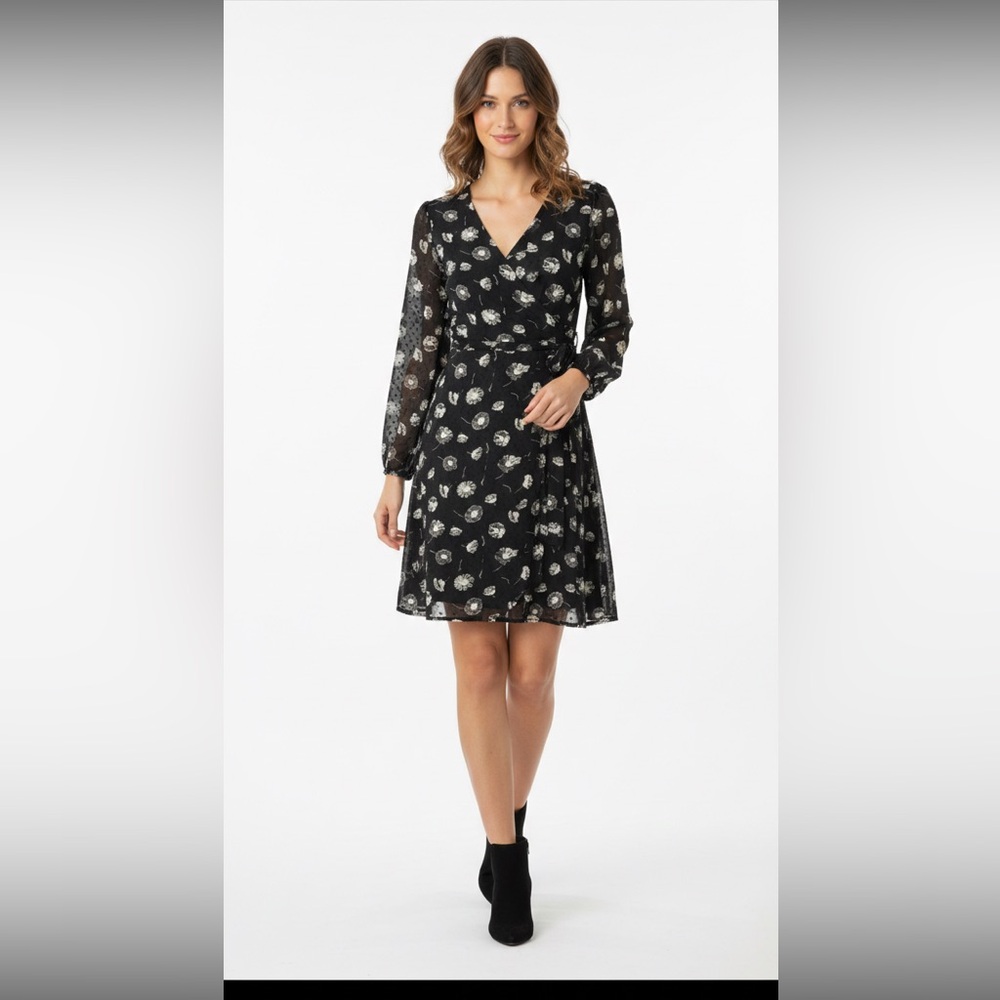 Collective Concepts Women’s Faux Wrap White Floral Dandelion Design Black Dress